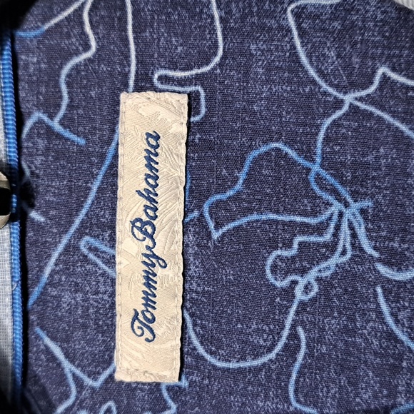 Tommy Bahama Island Zone Between The Vines Short Sleeve Woven Shirt - Picture 7 of 13